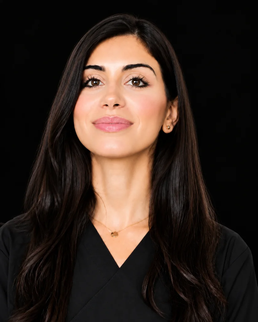 Porträt von Dr. Niusha Barahmand Pour